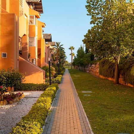 Beautiful 2-Bed Apartment In Casares Costa Bahia de Casares Dış mekan fotoğraf