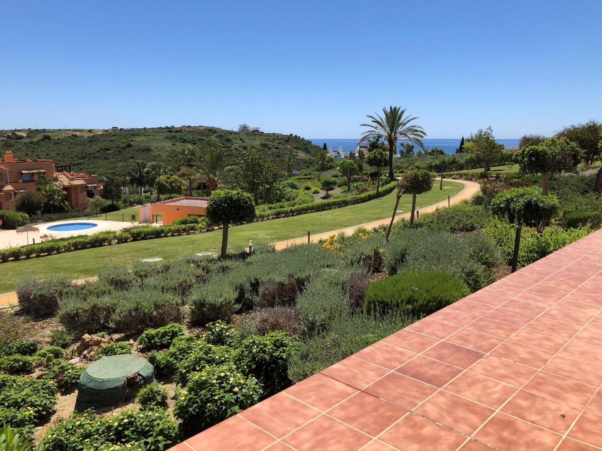 Beautiful 2-Bed Apartment In Casares Costa Bahia de Casares Dış mekan fotoğraf