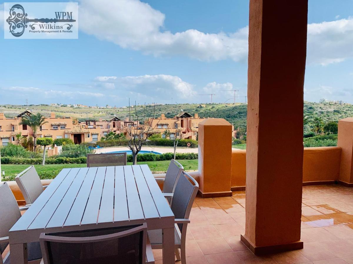 Beautiful 2-Bed Apartment In Casares Costa Bahia de Casares Dış mekan fotoğraf